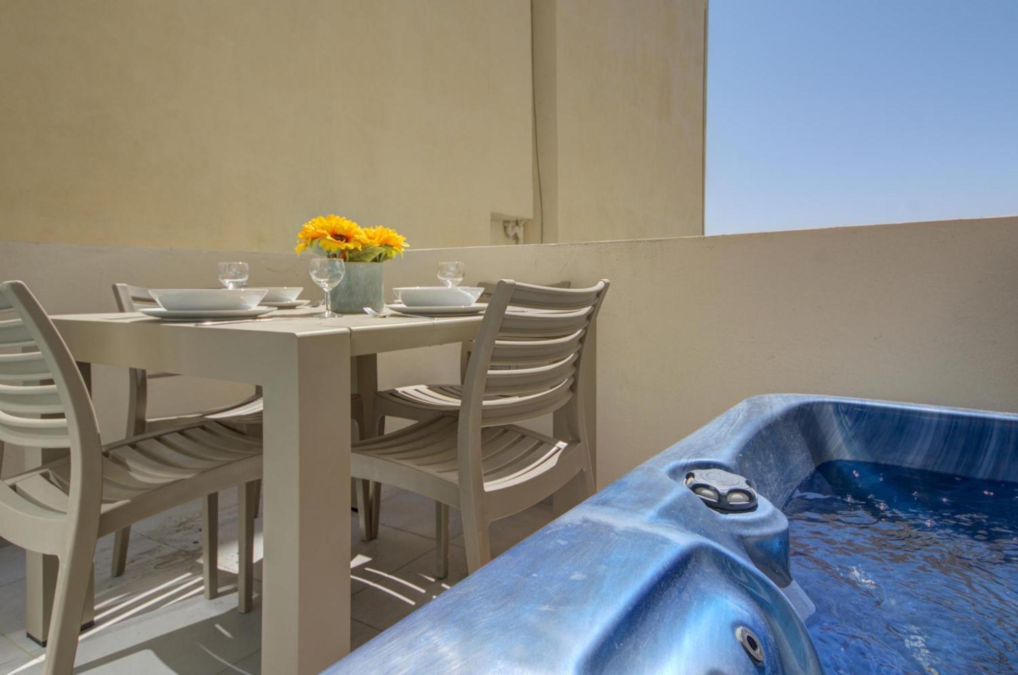 Sapphire Residences - Sliema 2 Bedroom Apartments With Views By Shortletsmalta Esterno foto