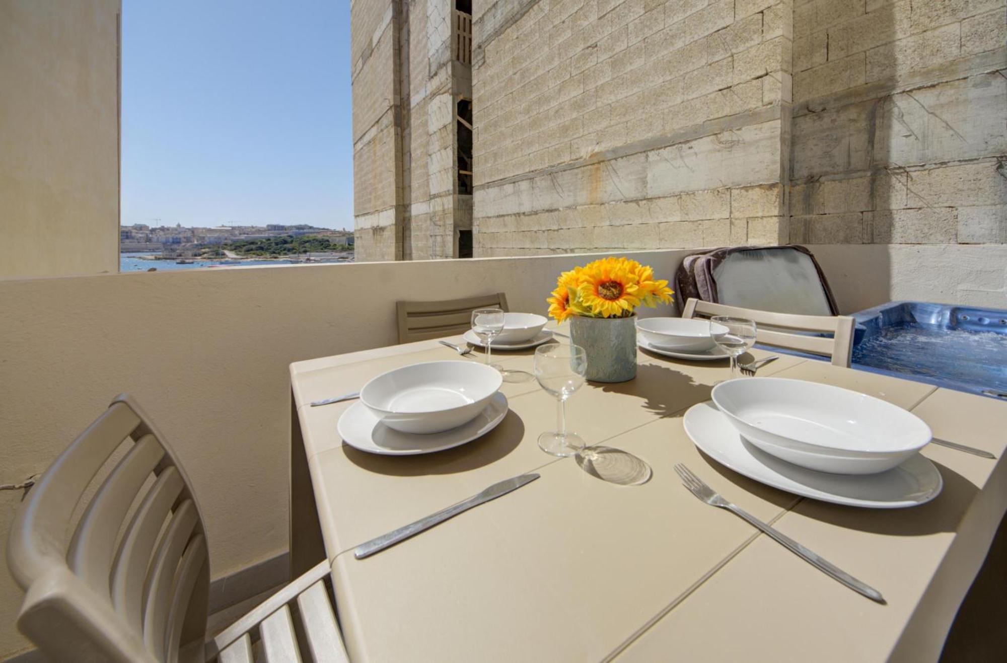 Sapphire Residences - Sliema 2 Bedroom Apartments With Views By Shortletsmalta Esterno foto
